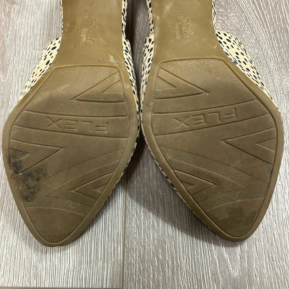LifeStride Giovanna 2 Cheetah Pumps 7 - Picture 11 of 16